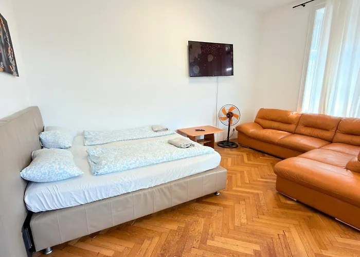 Cozy I Mz17a Апартаменты *